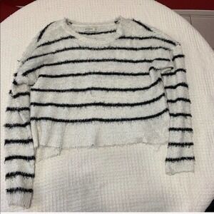 COPY - ABERCROMBIE Kids Black&White striped shirt XL